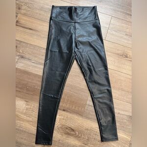 NWT Tagoo Women's Stretchy Faux Leather Legging Pants High-Waisted Size x Small